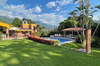 Image de Belle Finca (Villa) en San Jeronimo, Antioquia, 40 min de Medellin