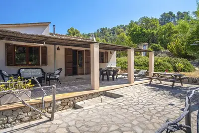 Image de Belle maison de vacances privée avec Wifi, Tv, terrasse, animaux admis et parking