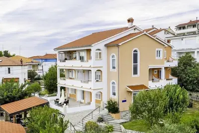 Mlacovic Apartments / Two-Bedroom Arba A4+2