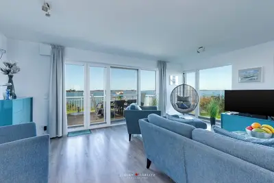 Image de Vent de la mer Baltique: vue sur l'eau, sauna finlandais, bain à remous, cheminée, 2 places de parking