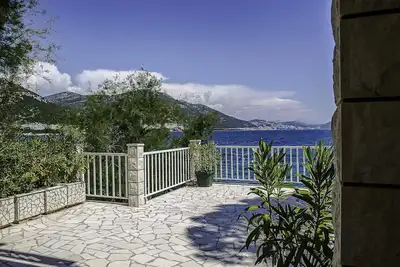 Apartment Krsticevic A1 - directly on the beach