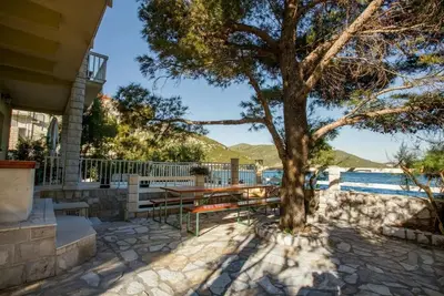 Apartment Krsticevic A5 - directly on the beach