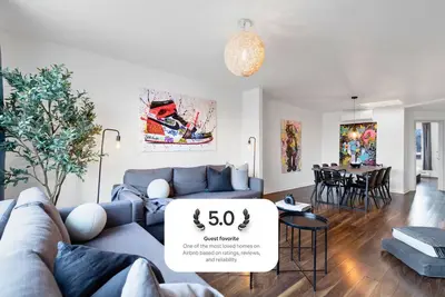 Image de Liv Mtl* 55% Off * Soho 3 Spacious 2br | Large Family Retreat + Rooftop Oasis + Office + Pets Stay Free!