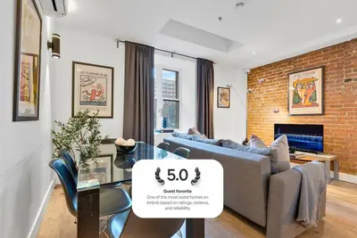 Image de Liv Mtl* 55% Off * Downtown 402 Luxurious 2br Oasis | Relaxed Getaway + Spacious + Office + Pets Stay Free!