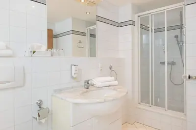 Image de Berghotel Kristall - Chambre double douche / Wc - standard -