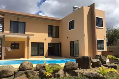 Image de Chaleureuse Villa  \"L'oiseau du Paradis\"