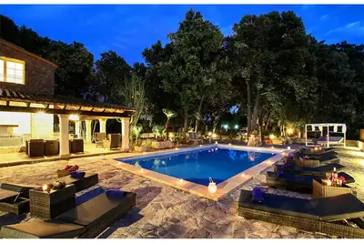Encinas. Spectacular recently renovated villa