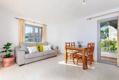 Image de YourHouse Roses 9, apartamento en Playa de Muro