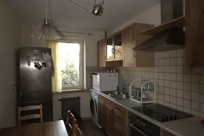 Image de Appartement de 3 chambres au centre avec vue, endroit situé dans un espace vert