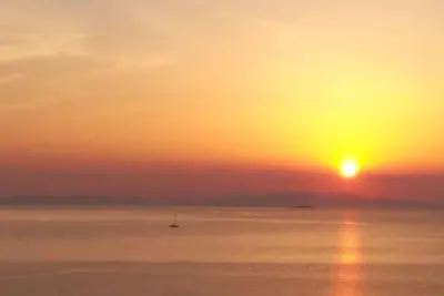 Image de Kymi Bay House-Incroyable vue sur la mer-Convient aux familles et aux groupes