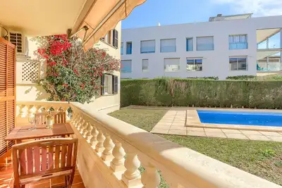Image de Modern ground floor apartment, pool, beach, WiFi