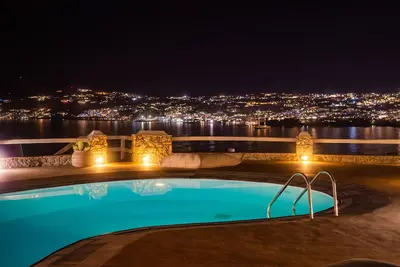 Image de Vue imprenable. Proche de la ville. Villa Aquileria