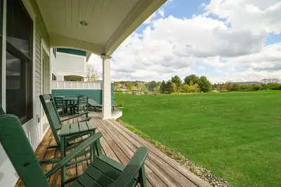 Image de Maison de ville 3 Br Meadows avec équipements du complexe