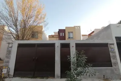 Image de Belle maison, sûre et confortable à Nuevo Laredo