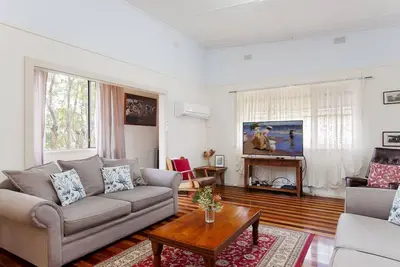 Image de 'Daves Place', 27 Rigney St - Maison de vacances avec Wifi, Aircon & Boat Parking