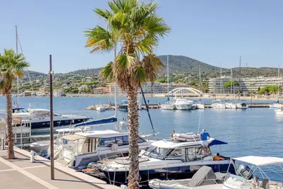 Image de Joli appartement pour 4 personnes avec climatisation, Wifi, Tv et parking