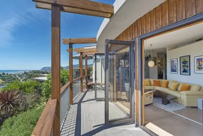 Image de Nelson Eco Home - Award winning Passive Solar Home