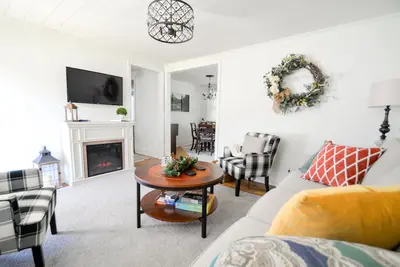 Image de Hightower Haven, vue sur la montagne, ruisseaux, chalet, escapade privée