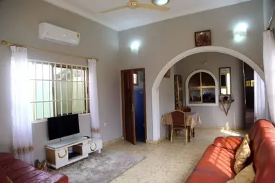 Image de Maison Moderne Propre, Cosy Et Homely 2 Chambres
