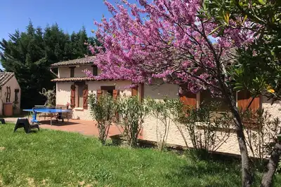 Image de Fermette Rustique sur grand parc arboré avec piscine