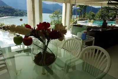 Image de Maison moderne avec vue sur Praia Vermelha do Sul