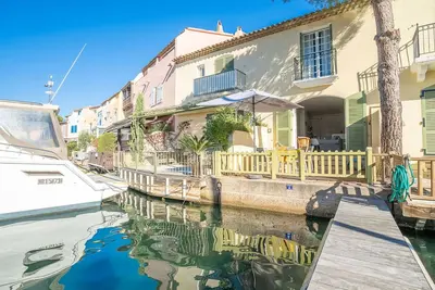 Image de Belle maison de vacances pour 8 personnes avec Wifi, Tv, terrasse et parking