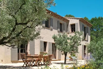 Image de Belle maison de vacances privée avec Wifi, piscine privée, Tv, terrasse et parking