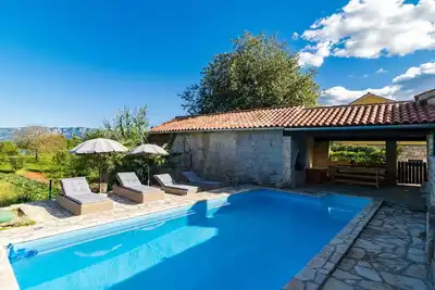 Image de Merveilleuse maison de vacances avec piscine privée, climatisation, Wifi, Tv, terrasse et parking