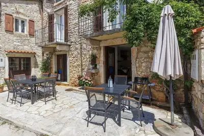 Image de Belle maison de vacances avec Wifi, climatisation, Tv, terrasse, animaux admis et parking
