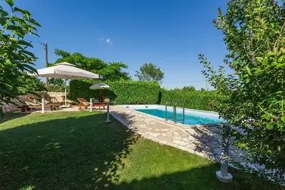 Image de Belle maison de vacances avec climatisation, Wifi, piscine privée, Tv, terrasse et parking