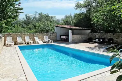 Image de Belle maison de vacances privée avec piscine privée, climatisation, Wifi, terrasse, parking