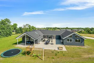 Image de Superbe maison à Grenaa avec sauna