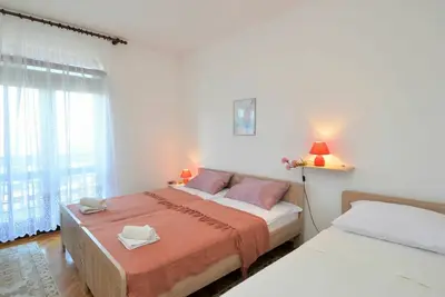 Image de Joli appartement avec Wifi, climatisation, bain à remous, Tv, patio et parking