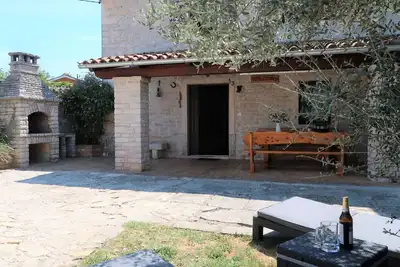 Image de Magnifique maison de vacances privée avec Wifi, climatisation, Tv, terrasse, animaux admis, parking