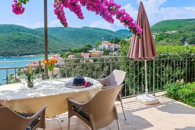 Image de Joli appartement pour 4 personnes avec climatisation, Wifi, Tv, balcon et parking