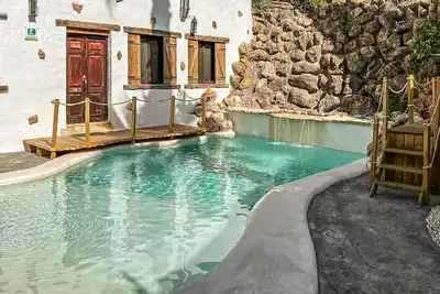 Image de Superbe maison de 2 chambres à Rute