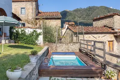 Image de Belle maison de vacances privée avec sauna, piscine privée, Wifi, Tv, terrasse, vue panoramique