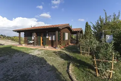 Image de Appartement avec climatisation, piscine, Wifi, Tv, terrasse, vue panoramique, près de San Gimignano