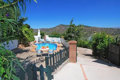 Image de Maison de campagne-piscine-cuisine ext-Wifi-Clima- intimité - animaux acceptés