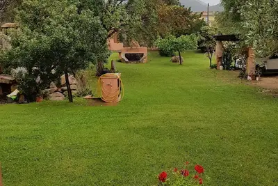 Image de Villa mitoyenne dans un parc verdoyant (2)