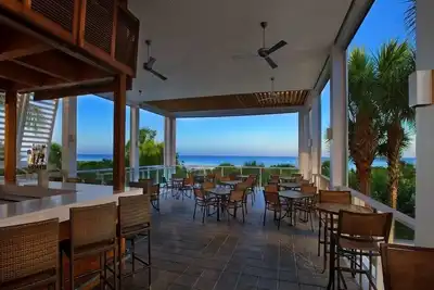 Image de Luxury Condo at Marco Island on the beach!