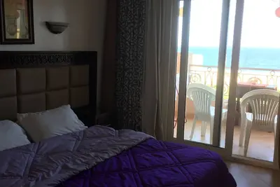 Incroyable vue d'une chambre à Sahl Hashesh, parfaite pour le secret et la détente.