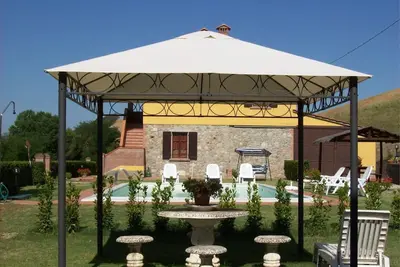 Image de Belle maison de vacances privée avec piscine privée, Wifi, Tv, parking, près de San Gimignano