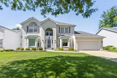 Image de Moderne, spacieux et pratique 4 Br / 3. 5 Ba Home minutes du golf et du shopping