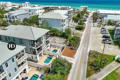Image de 32 E Park Place 102 ~ Gulf Views ~ By Royal Destinations