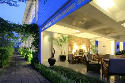 Image de Appartement privé, style chic moderne, emplacement pratique à Seminyak
