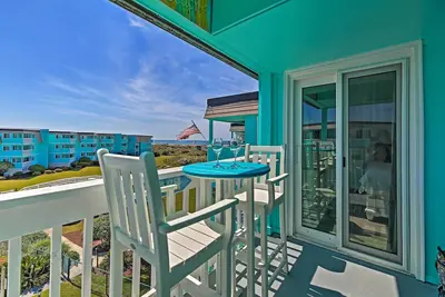 Image de Nouveau! Oceanfront Retreat w / Pool - Étapes de la plage!