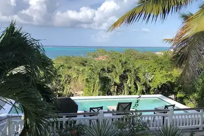Image de Vues spectaculaires sur l'océan et à cinq minutes à pied de la plage