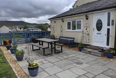 Canol Cae Cottages Poppy