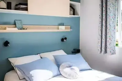 Image de Klimatisiertes 4-Zimmer-Mobilheim für 6 Personen